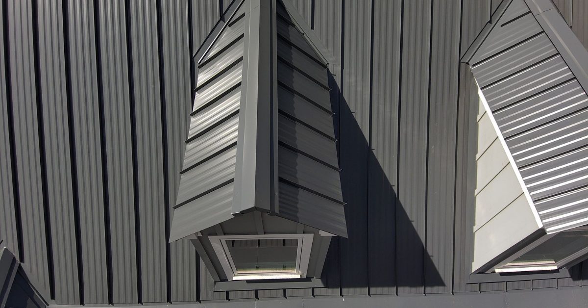 Metal Roof Warning Signs for Raintree Village Homeowners